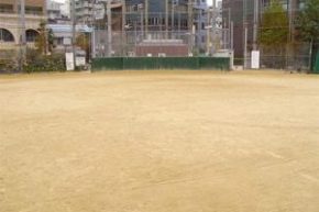 与力町運動場