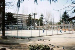 旭庭球場